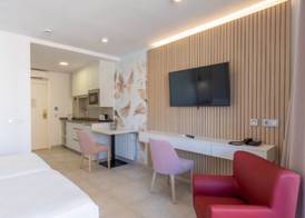 Aparthotel BCL Levante Beach 4