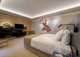 Artagonist Art Hotel 5