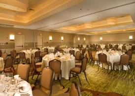 DoubleTree by Hilton Sterling - Dulles Airport 5
