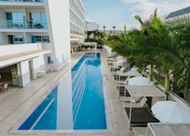 Seasons Hotel (Adults Only) 4