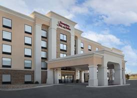 Hampton Inn & Suites Lynchburg 2
