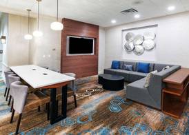 DoubleTree by Hilton Tulsa Downtown 2