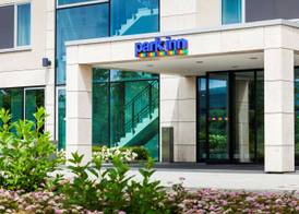 Park Inn by Radisson Frankfurt Airport 4