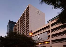DoubleTree by Hilton Cleveland Downtown - Lakeside 2