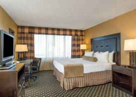Crowne Plaza INDIANAPOLIS-AIRPORT by IHG 5