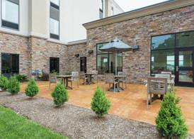 Hampton Inn Cumberland 2
