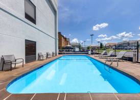 Hampton Inn Saint Robert 5