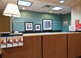 Hampton Inn Canton 4