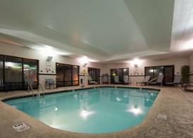 Hampton Inn Mount Airy 4