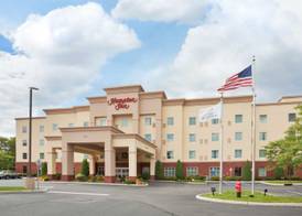Hampton Inn Kingston 3