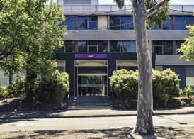 Mercure North Melbourne 3