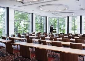 Movenpick Hotel Hamburg 2