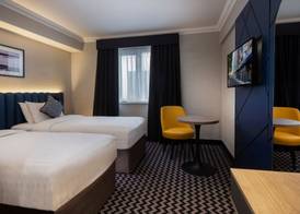 Academy Plaza Hotel 3