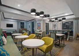 Hampton Inn Keokuk 3