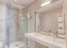 Hotel Kyriad Saint Malo Centre Plage 4