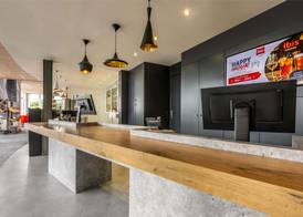 ibis Issoire 2