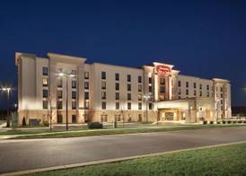 Hampton Inn & Suites Charles Town 2