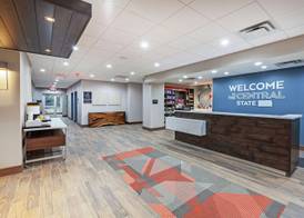 Hampton Inn Gardner 2