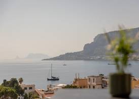 HOTIDAY Mondello Beach 4