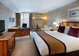 Crowne Plaza LONDON - HEATHROW by IHG 4