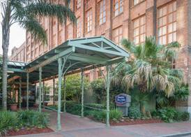 Hampton Inn & Suites New Orleans Convention Center 2