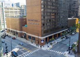 DoubleTree by Hilton Chicago-Magnificent Mile 2