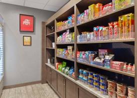 Hampton Inn & Suites by Hilton Columbus Scioto Downs, OH 5