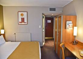 Holiday Inn CALAIS - CENTRE CAR FERRY by IHG 3