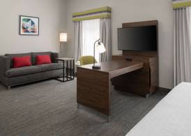 Hampton Inn & Suites Seattle-Airport/28th Ave 4