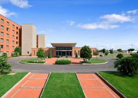 Hilton Garden Inn Rome Airport 2