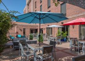 Hampton Inn Wilmington-University Area/Smith Creek Station 5