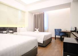 Golden Tulip Essential Makassar 2