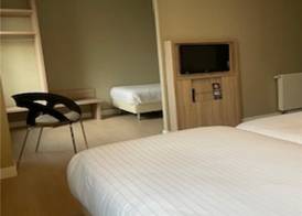 Kyriad Auray 3