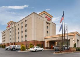 Hampton Inn Emporia 2