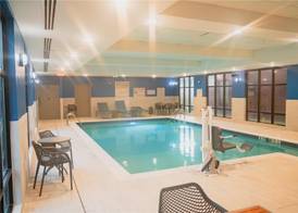 Hampton Inn Gonzales 4