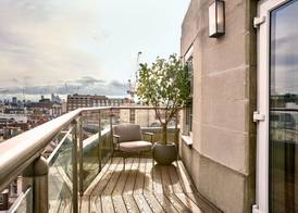 Radisson Blu Hotel, London Bond Street 3