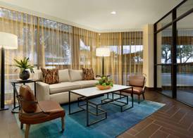 Embassy Suites Austin Downtown South Congress 4