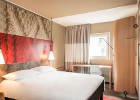 ibis Tarbes Odos 4