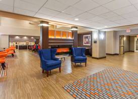 Hampton Inn & Suites Merced 3