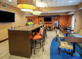 Hampton Inn Metairie 4
