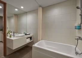 Novotel Living Saigon South 5