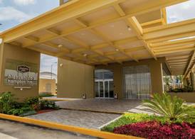 Hampton Inn & Suites By Hilton Puebla 2