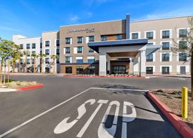 Hampton Inn & Suites Corona, Ca 4