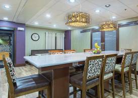 Hampton Inn Cullman 5