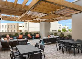Hotel Avail Rogers, Tapestry Collection By Hilton 2