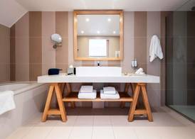 Mercure Maintenon 5