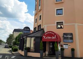 Kyriad Hotel Nevers Centre 3