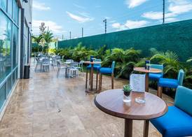 Hampton by Hilton Santo Domingo Airport 2