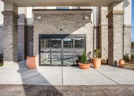 Hampton Inn & Suites Dallas-Central Expy/North Park Area 3