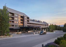 Hotel Alpenrock Breckenridge, Curio Collection by Hilton 2